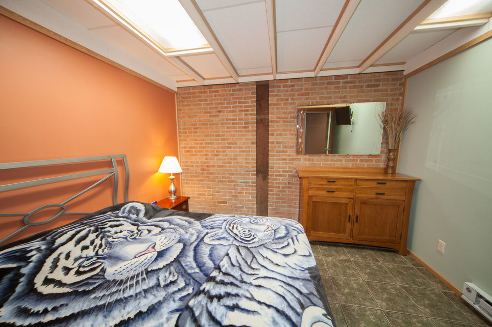 Log Cabin Lodge & Suites Jones Mills Ngoại thất bức ảnh